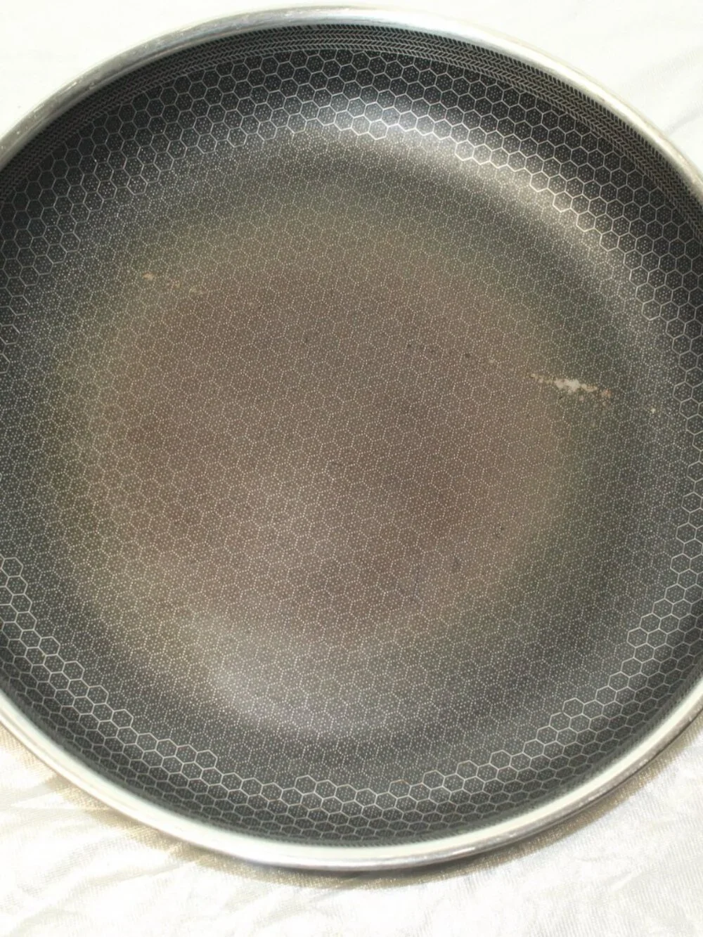 HexClad 12 Inch Hybrid Nonstick Oven and Dishwasher Safe Frying Pan - No Lid